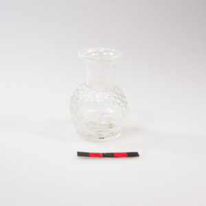 Pièce en verre soufflée, dans nos ateliers, d’après typologie historique.