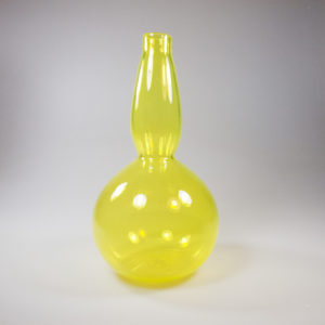 Grande Pouteille Courd Jaune, gourde de table ou de voyage fourni avec un bouchon liège upcyclé, stérilisé et mis en forme dans la gourde.
