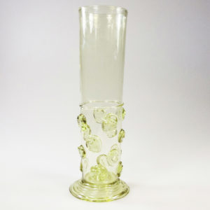 Pièce en verre soufflée, dans nos ateliers, d’après typologie historique.